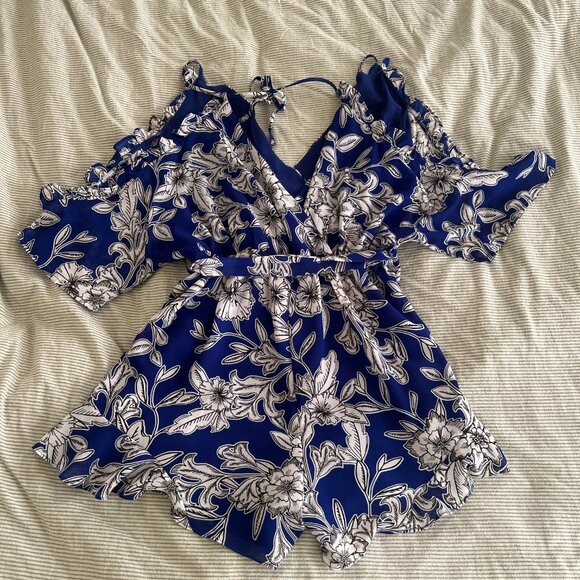 Bardot Ruffled Cold-Shoulder Romper - Picture 3 of 7